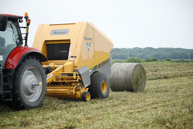 Vermeer 504 Pro G3 Baler