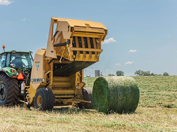 Vermeer 504 Pro G4 Baler