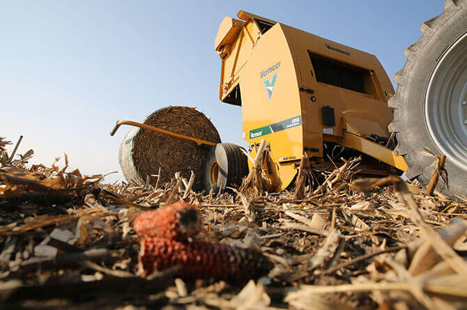 Vermeer 605N Cornstalk Special Baler