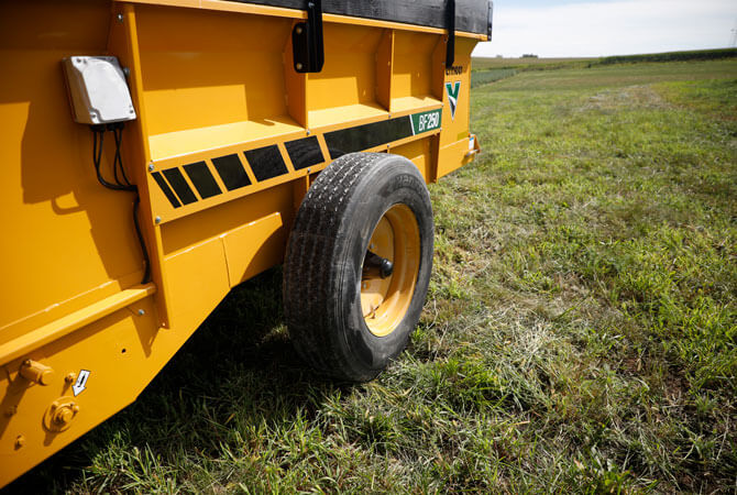 Vermeer BF250 Feed Wagon