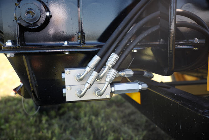 Vermeer VS350 Single-screw Vertical Mixer