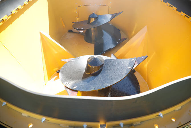 Vermeer VT970 Twin-screw Vertical Mixer