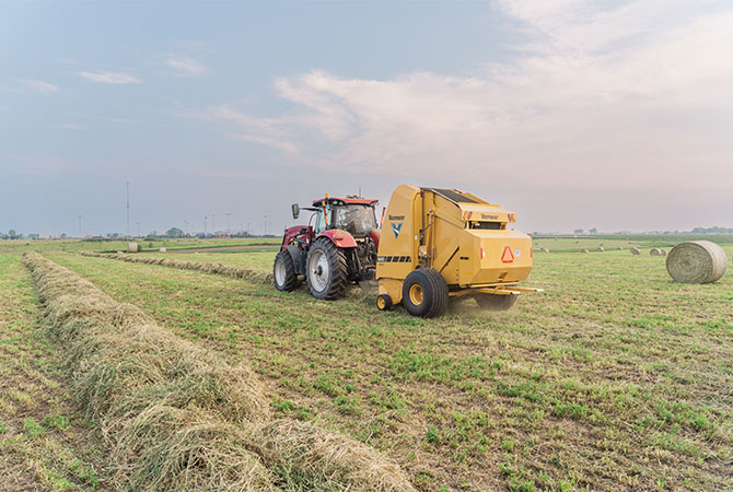 Vermeer 604S Premium Baler