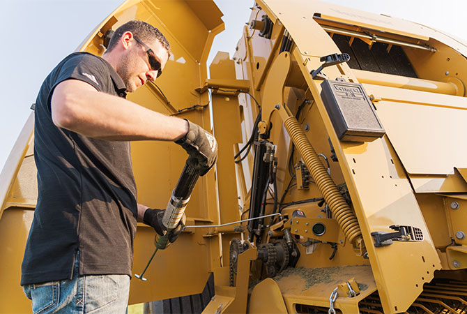 Vermeer 604S Premium Baler