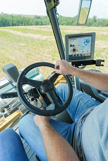 Vermeer ZR-4S Self-propelled Baler