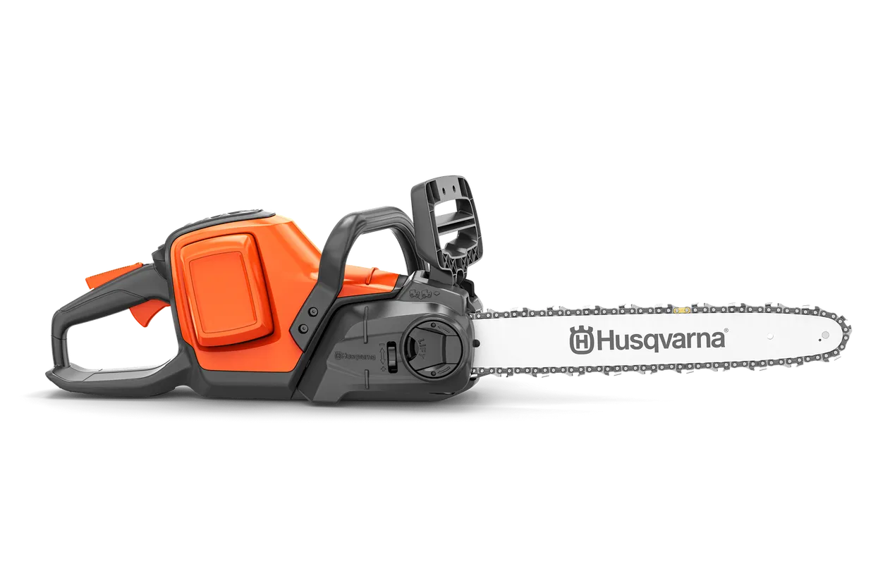 Husqvarna Power Axe 350i Chainsaw (battery and charger included)